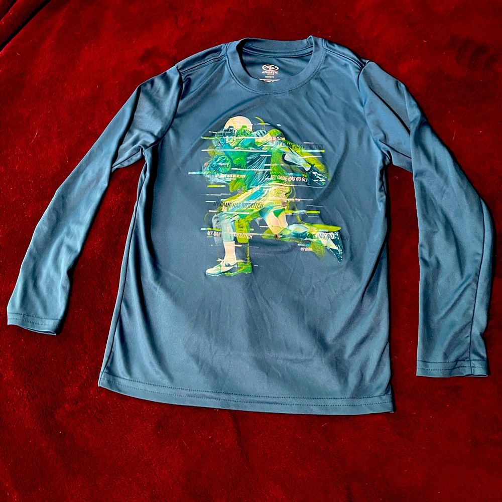 Athletic works blue lightweight long sleeve shirt